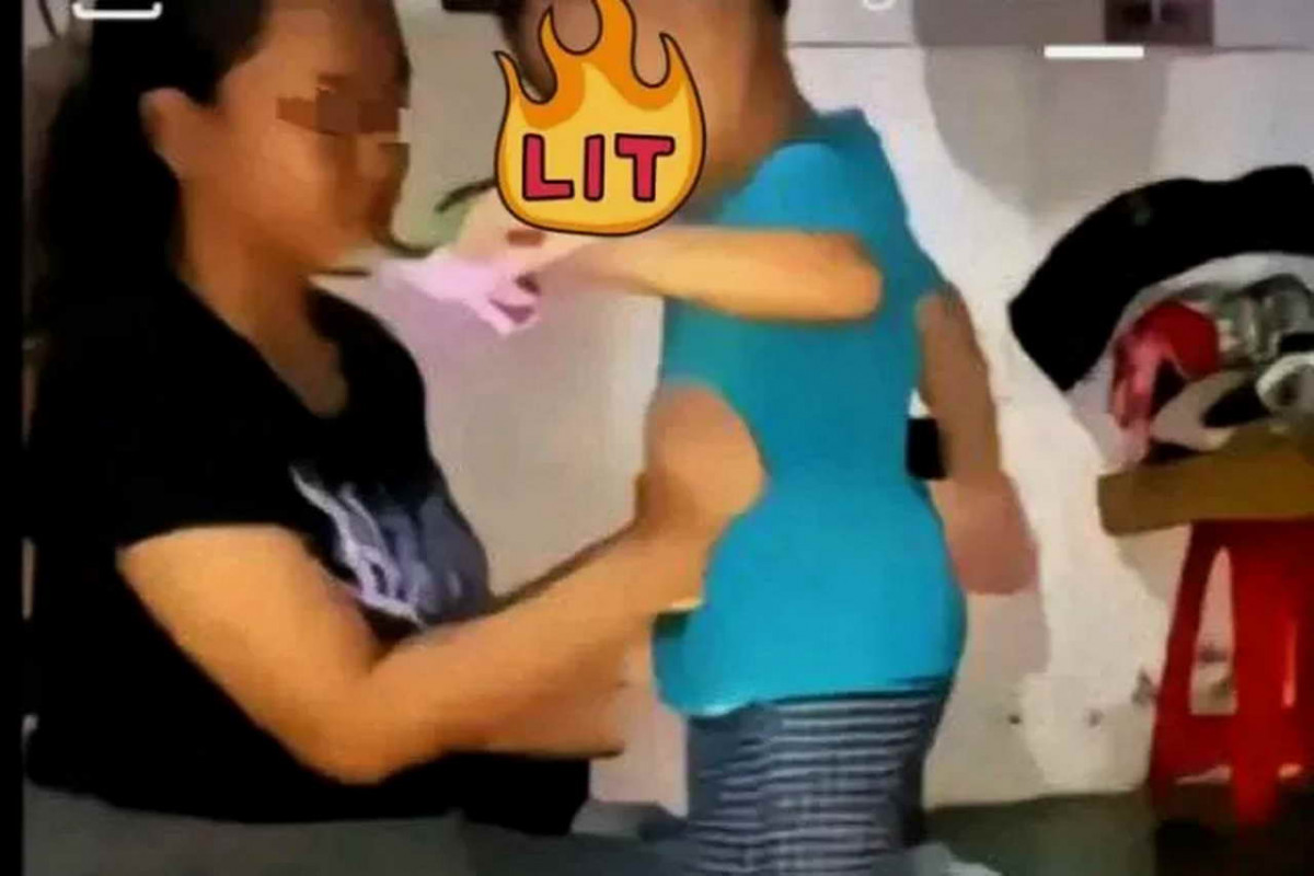 Link Video Viral Ibu dan Anak Baju Biru Full Durasi Part 1 & 2 HD Lengkap Banyak Dicari Netizen di PlatformX